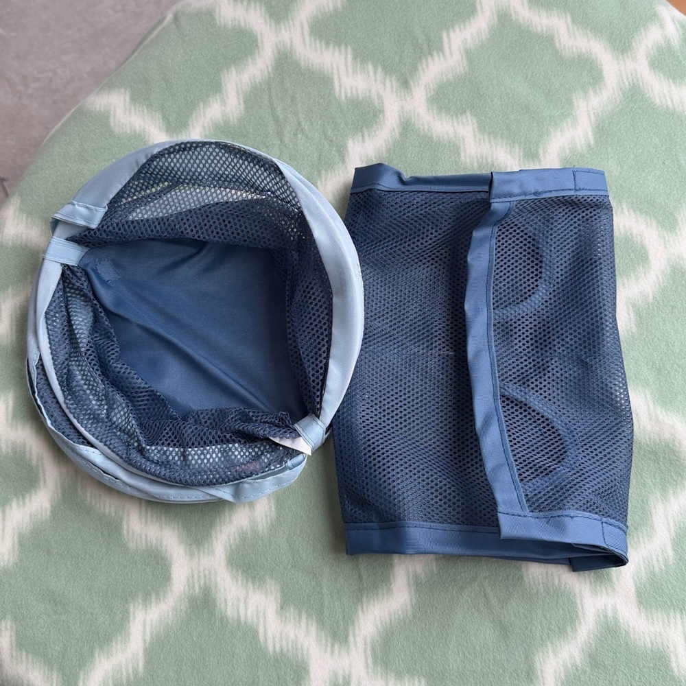 NEW Blue mesh Hanging Organizer with Mesh Pockets and mesh laundry tote - Picture 2 of 7